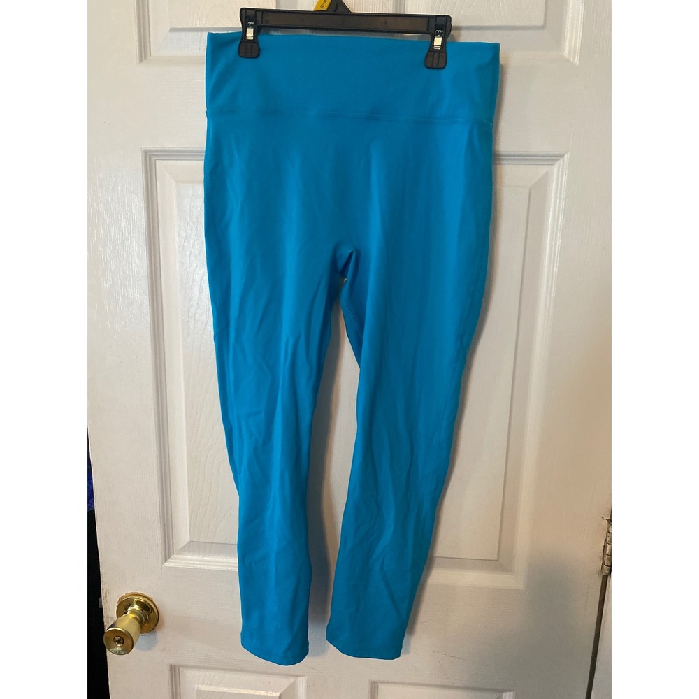 Fabletics Motion365 Blue High Waisted Cropped Leggings Striped Back Pocket L